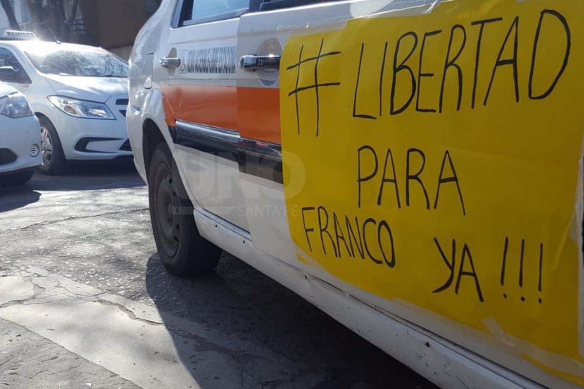 Marcha a favor del policía-remisero detenido por matar a dos jóvenes que intentaron asaltarlo