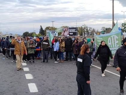 Marcha de ATE en el aeropuerto de Córdoba