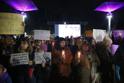 Marcha del miércoles pasado en la plaza de Resistencia, pidiendo justicia por Cecilia Strzyzowski.