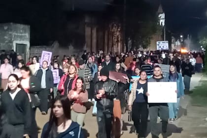 Marcha en Corrientes por el femicidio de Cecilia Lazcano
