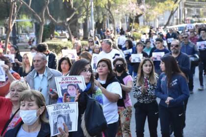Marcha en San Luis por el homicidio del policía Diego Gatica