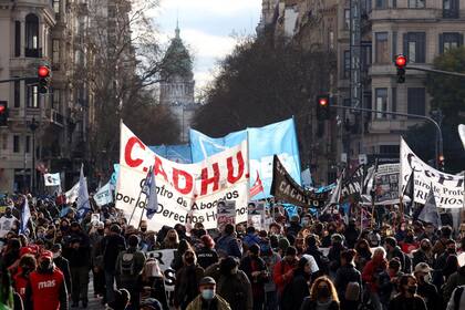 Una nutrida manifestación reclamó en la Plaza de Mayo por el esclarecimiento de la muerte de Facundo Astudillo Castro