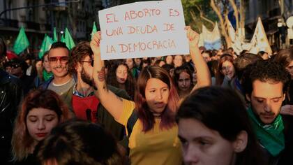Marcha multitudinaria por la legalización del aborto