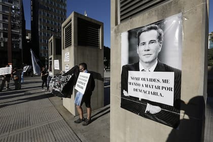 Un centenar de personas se convocó para pedir justicia por Nisman