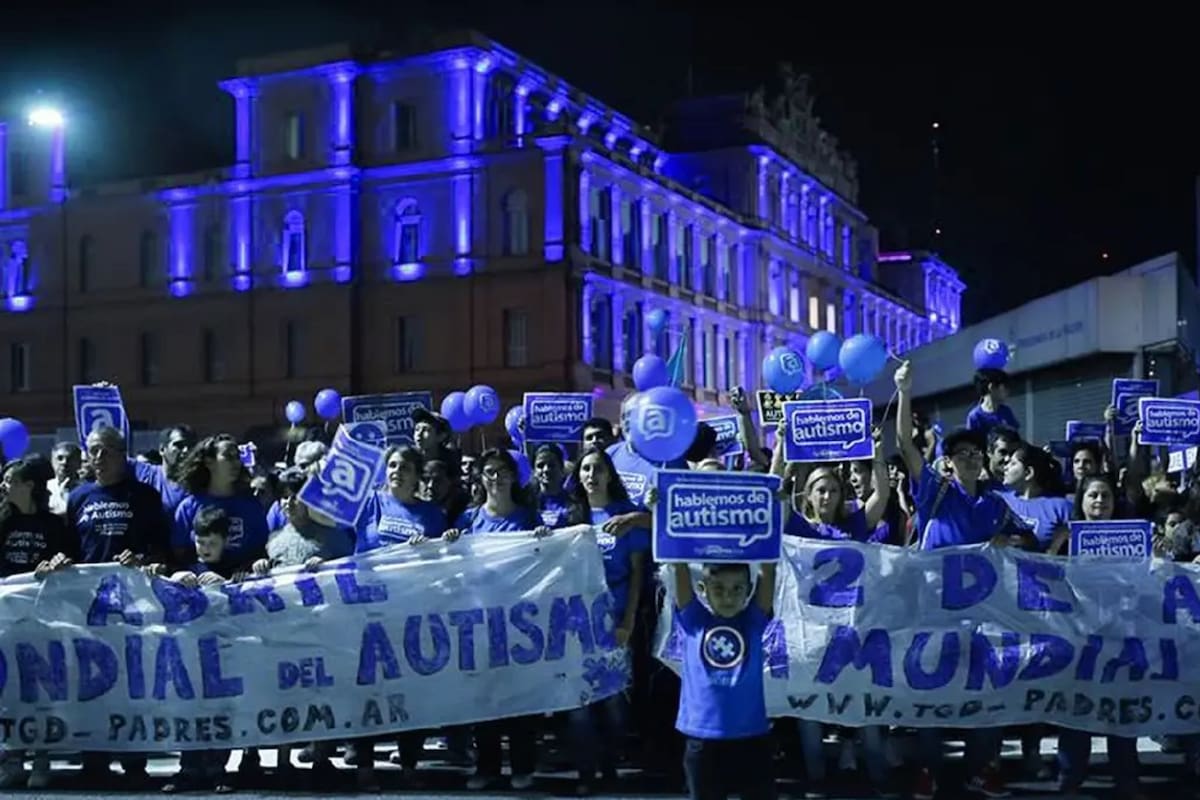 Marcha por el Día Mundial del autismo, en 2017