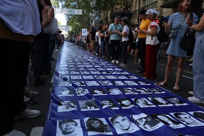 Marcha por la Memoria, Verdad y Justicia el 24 de Marzo de 2024 en Plaza de Mayo