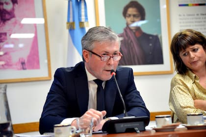 Marchi en la comisión de juicio político