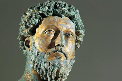 Marco Aurelio pasó a la historia como el emperador filósofo, y según los historiadores dio un ejemplo de templanza; su obra Meditaciones es fundamental en el estoicismo