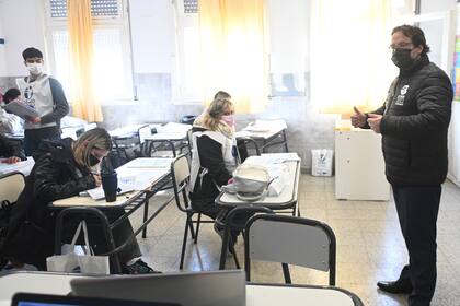 Marco Lavagna, visitó esta mañana un centro de coordinación del Censo Nacional 2022 que funciona en una escuela de la localidad de Ramos Mejía