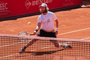 Evaluó el retiro hace dos meses, su amigo Saviola lo convenció de seguir y a los 36 rompió un récord del que habla el tenis mundial