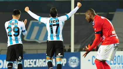 Marcos Acuña convirtió el tercero para el triunfo de Racing