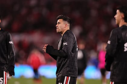Marcos Acuña estará entre los suplentes tras la lesión y fue ovacionado por el público