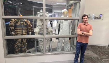 Marcos Bruno ya se encuentra trabajando en un centro espacial financiado por la NASA en North Dakota, Estados Unidos