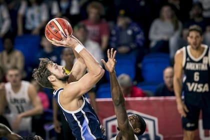 Marcos Delía tuvo asistencia perfecta y jugó los 12 partidos de las Eliminatorias