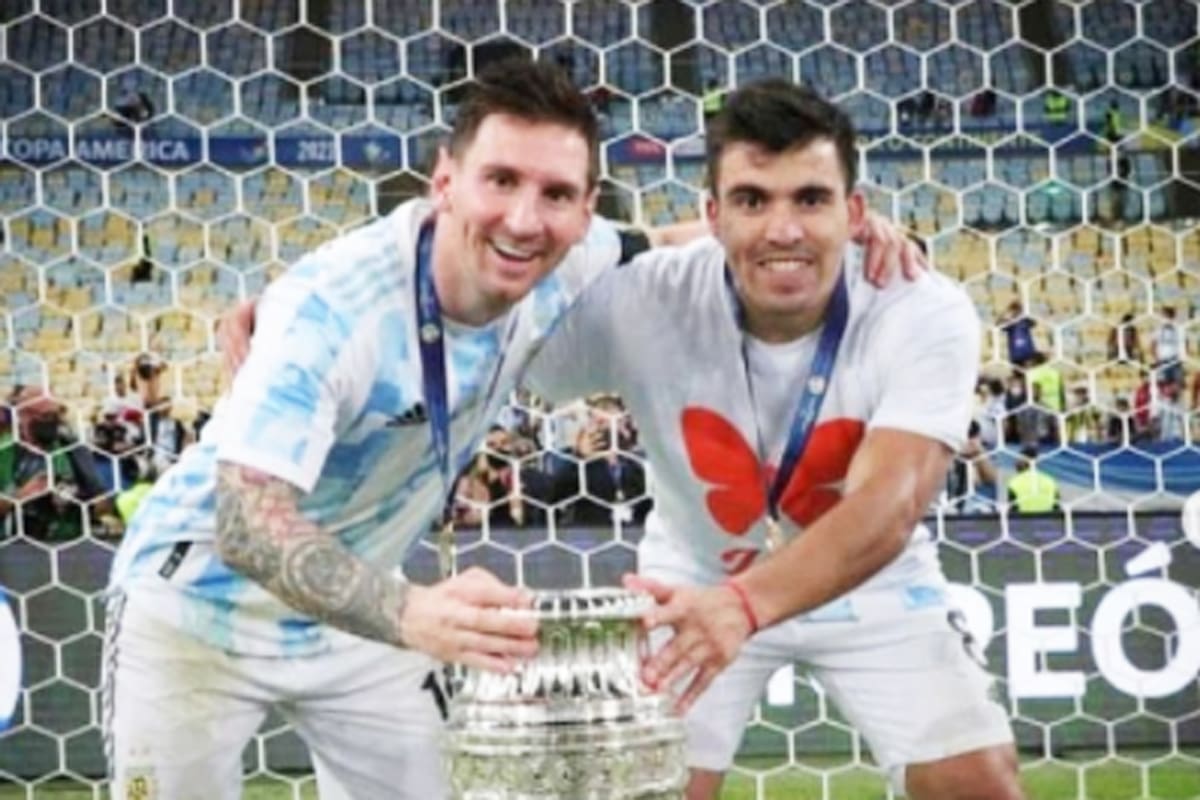 Marcos "Huevo" Acuña sorprendió a todos con un emotivo homenaje en el festejo de la selección argentina, tras consagrarse campeona en la Copa América 2021