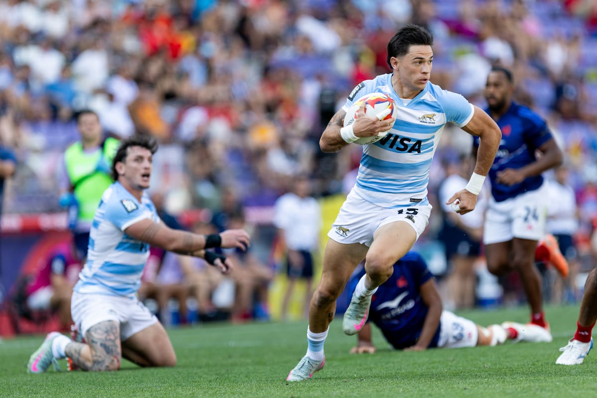 Marcos Moneta siempre es protagonista cuando sale a la cancha con los Pumas Seven y la camiseta argentina