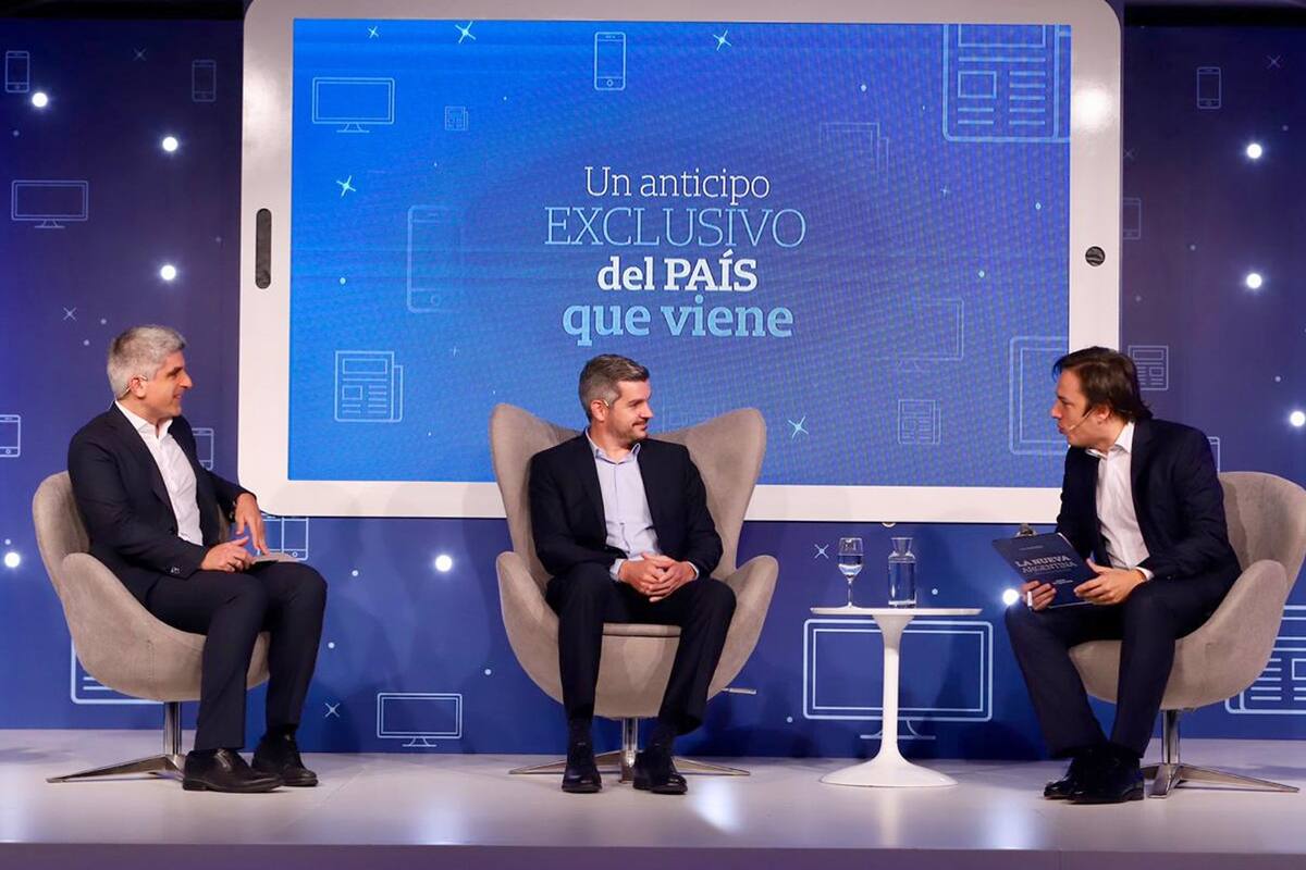 Marcos Peña , José Del Río y Martín Yebra, durante la entrevista