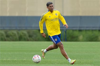Marcos Rojo, en el entrenamiento de Boca Juniors -