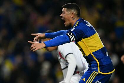 Marcos Rojo estaba en dudas por una lesión, pero se recuperó a tiempo y es titular frente a Cruzeiro