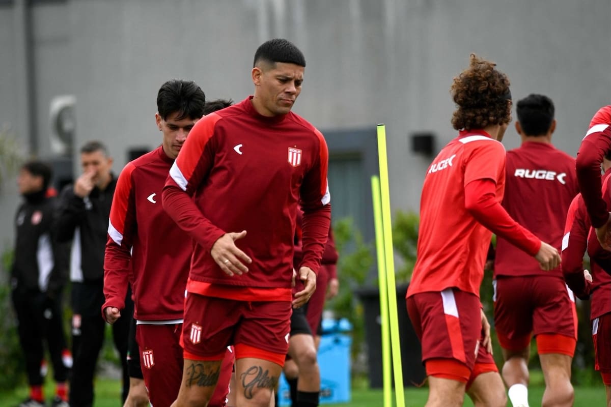 Marcos Rojo fue habilitado para jugar ante Flamengo y este miércoles viajará a Río de Janeiro junto con la delegación de Estudiantes