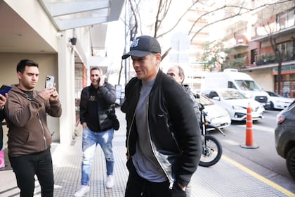 Marcos Rojo llega a un centro médico del barrio de Belgrano para someterse a la revisión médica, antes de incorporarse a Racing
