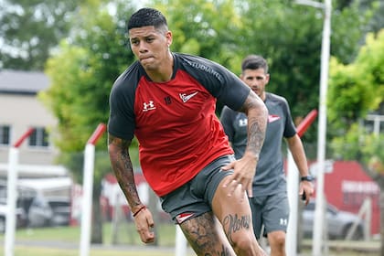 Marcos Rojo pidió ser transferido a Estudiantes, que tiene que afrontar las semifinales de la Copa Libertadores frente a Flamengo