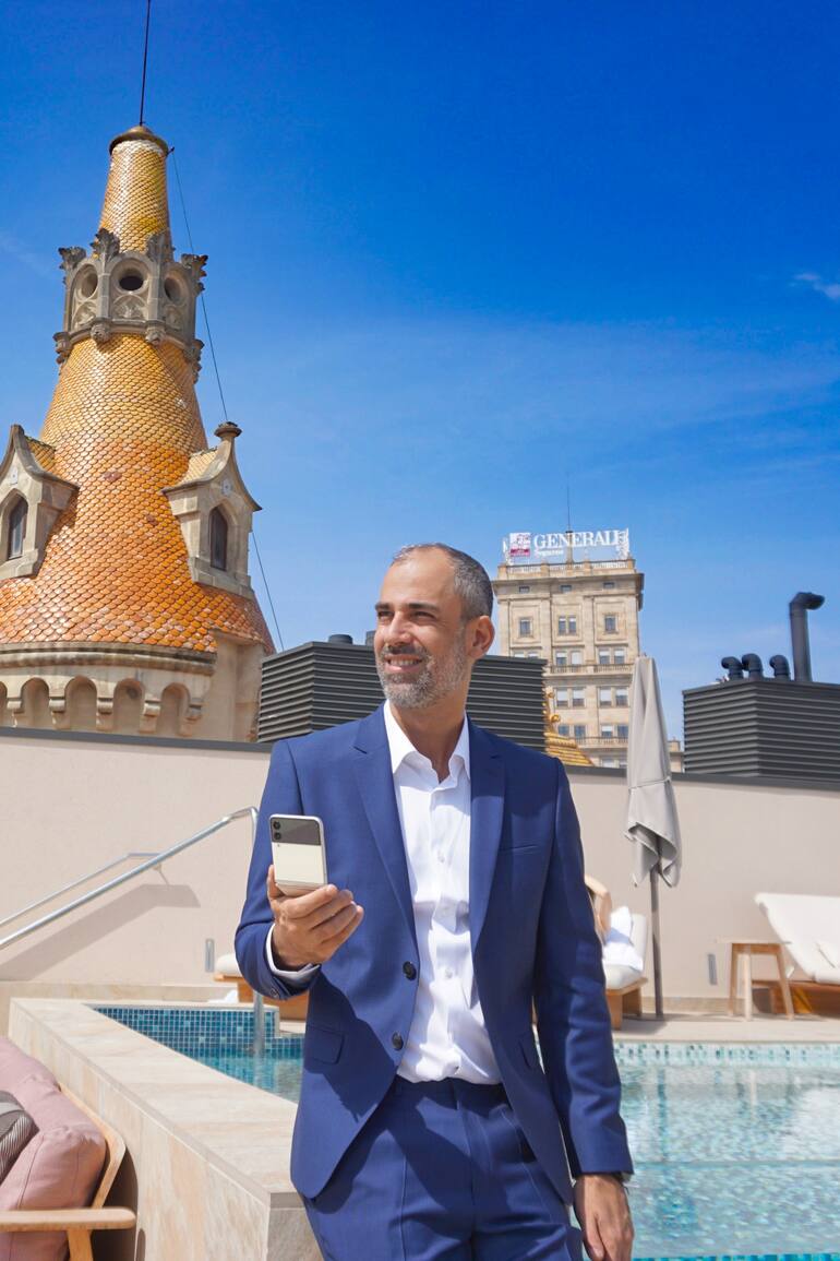 Marcos Toscani, el rosarino que vive en hoteles de lujo