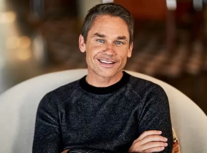 Marcus Buckingham trabajó en el estudio de entornos laborales en EE.UU.