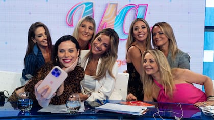 María Belén Ludueña y su equipo