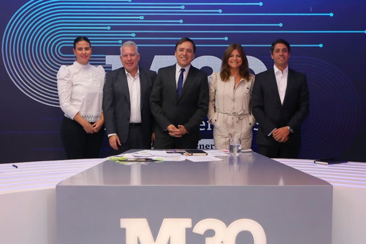 María Bengochea (CookUnity), Sergio Kaufman (Accenture), José Del Rio (LA NACION), Laura Barnator (Unilever) y Juan Marotta (HSBC)