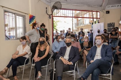 María Bielli, legisladora porteña del Frente de Todos y referente de El Hormiguero; Natalia Vinelli, subdirectora de Proyectos Especiales del Enacom; Gustavo López, vicepresidente de ENACOM; Mariano Recalde, senador por la Ciudad Autónoma de Buenos Aires