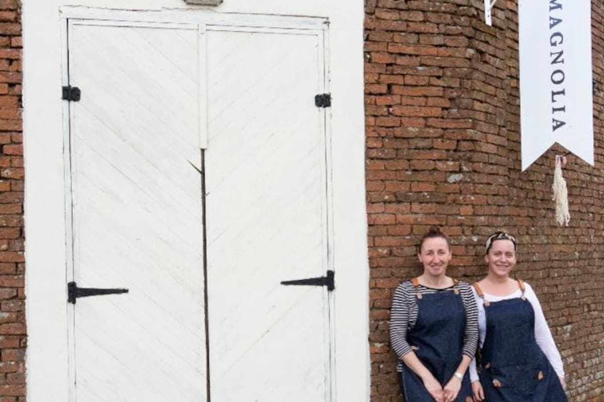 María Clara Rodríguez e Ivana Riboni le dan vida al restaurante Magnolia, en Villa Ruiz