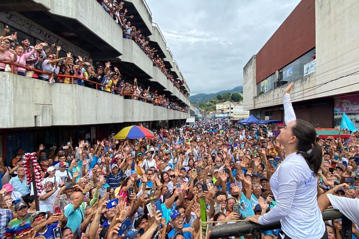 Maria Corina Machado en un acto de campaña en la ciudad de Valera (Archivo)