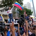 “Me emociona muchísimo anunciarles que nuestra líder, María Corina, está en territorio venezolano”