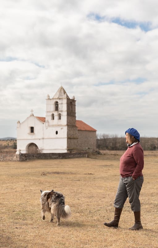 María del Pino es anfitriona en San Pedro Viejo.