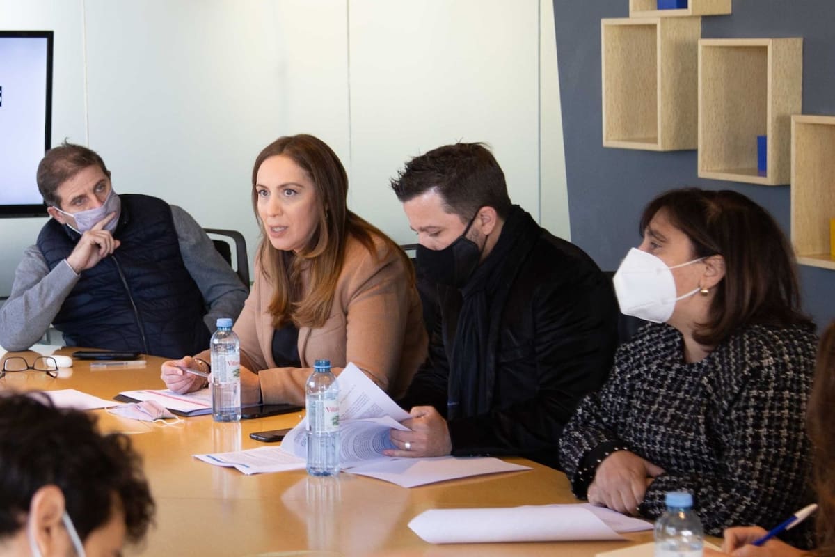 María Eugenia Vidal, Martín Tetaz y Paula Oliveto, referentes de Juntos por el Cambio