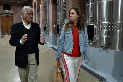 María Eugenia Vidal recorrió una bodega en Mendoza