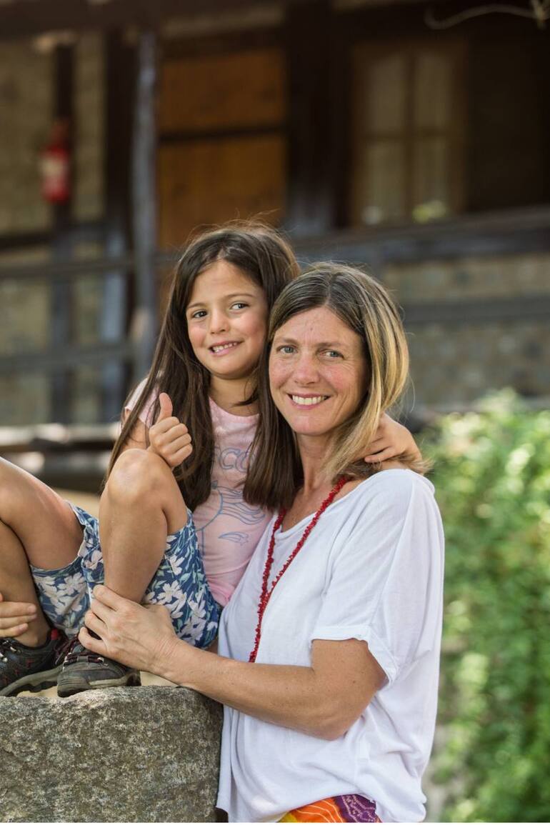 María Eugenia Iglesias Pérez y Emilia, que nació con 32 semanas de gestación.
