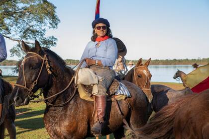 María Gauto es la mujer de Lucio y una de las cabalgatas más entusiastas.