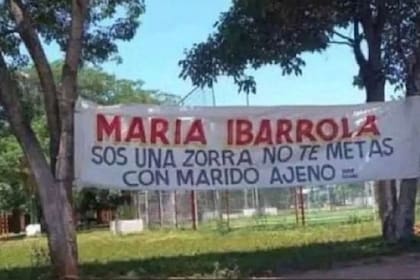 "María Ibarrola sos una zorra. No te metas con marido ajeno", el pasacalles que se hizo viral