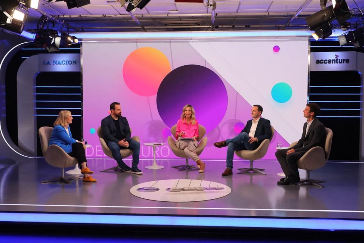 María Julia Centeno (Massalin Particulares), Alejandro Rinaldi (Andreani), Carla Quiroga (LA NACION), Hernán Ball (Prosegur Cash) y Santiago De Sousa (BBVA)