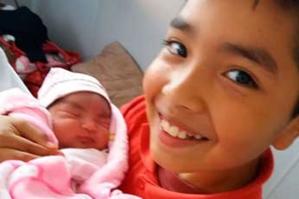 María Luz y su hermano