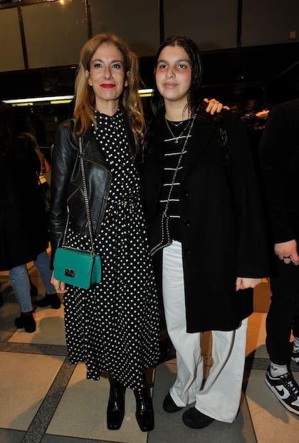 María Marull disfrutó de la función junto a su hija Rosa Szifron