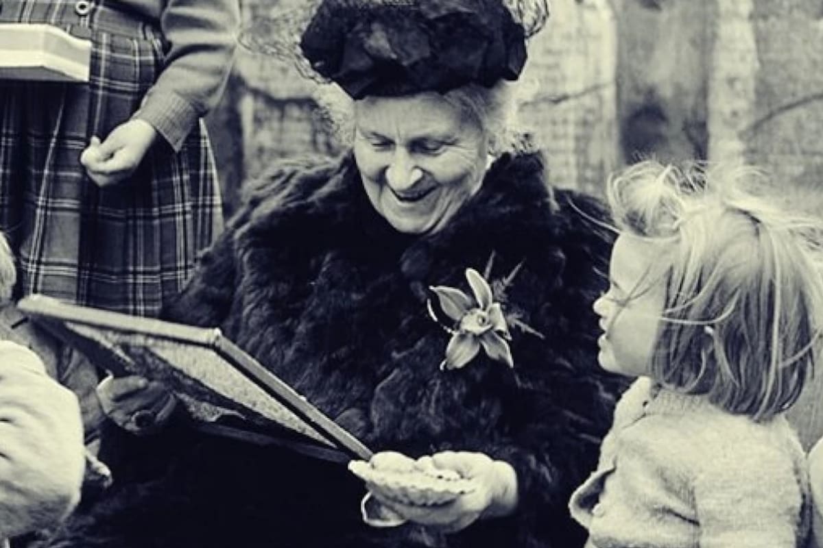 María Montessori es conocida por haber creado el modelo pedagógico que conocemos como “Método Montessori”