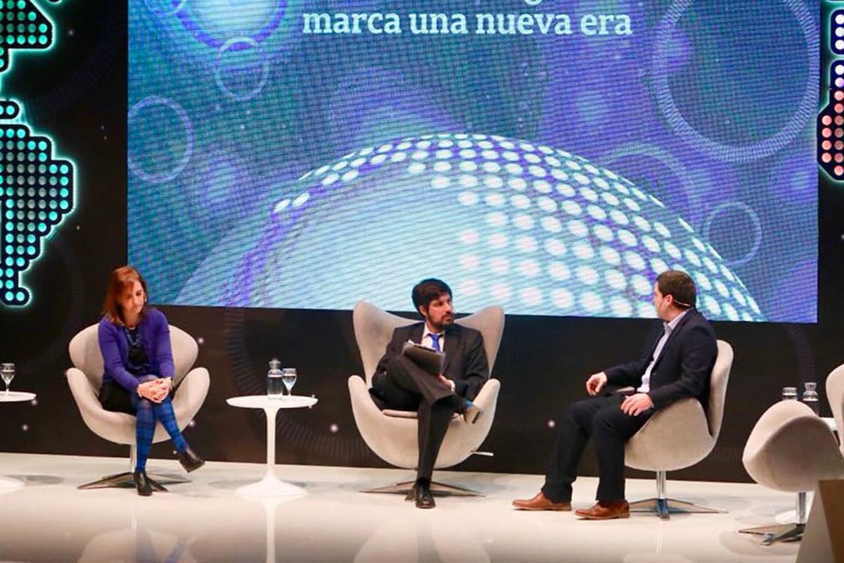María Munaro de IBM, Ignacio Federico de LaA NACION y Sebastián Resano de Kynetix