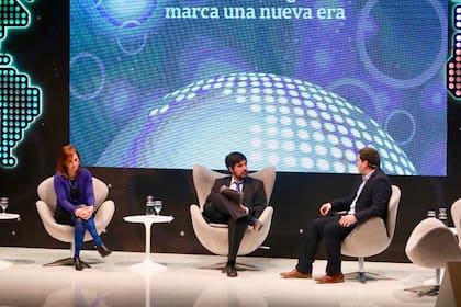 María Munaro de IBM, Ignacio Federico de LaA NACION y Sebastián Resano de Kynetix