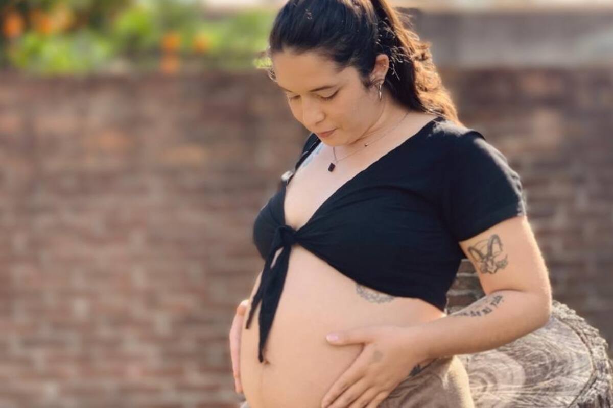 María Paz no tuvo ningún síntoma en particular, solo sentía que su bebé se movía poco dentro de su panza porque la espina bífida le impedía mover sus piernas.