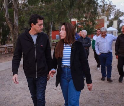 María Soledad Calle, junto con Wado De Pedro