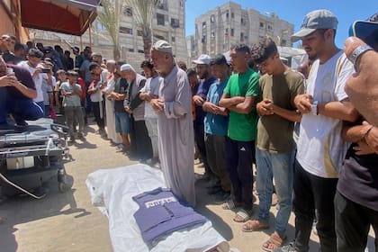 Mariam Dagga, periodista independiente que trabajaba para la AP en Gaza, muere en ataque israelí