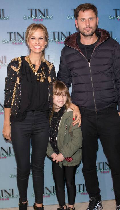 Mariana Fabbiani fue a ver a Tini Stoessel al Gran Rex con su hija Matilda y su marido